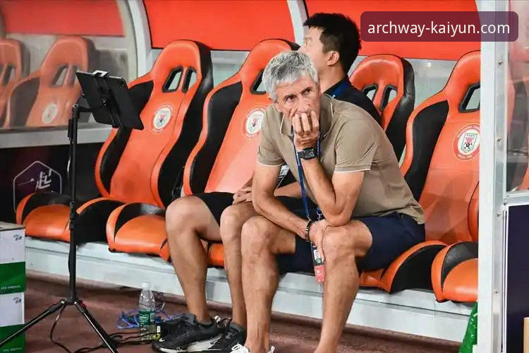 球星亲民瞬间与规则意识：一次停车引发的思考与开云体育平台的沉浸式体验